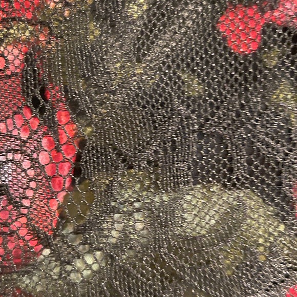 Lace Black and Floral Party dress - Picture 2 of 7